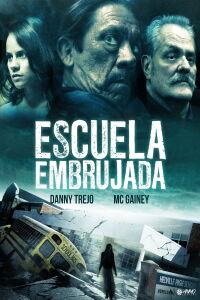 Escuela embrujada (2012)