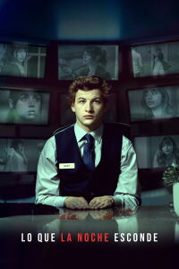 Lo que la noche esconde (The night clerk) (2020)