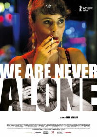 Nous ne sommes jamais seuls (2016)