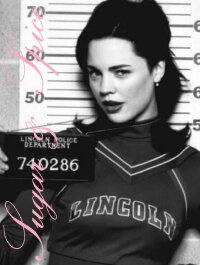 Sugar & Spice (2001)