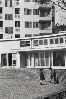 12 Views of Kensal House Trailer