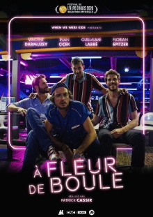 À fleur de boule Trailer