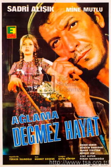 Ağlama Değmez Hayat Trailer