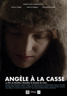 Angèle à la casse Trailer