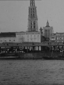 Anvers: arrivée en Bateau Trailer