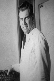 Après la guerre, l'ombre et la lumière : Josef Mengele, l'insaisissable Trailer