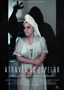 Através do Espelho Trailer