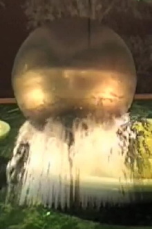 Atrium of the Omni-Orb Trailer