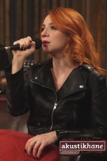 Aylin Aslim Live on Akustikhane Trailer