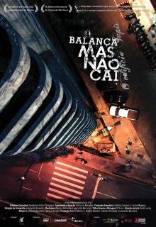 Balança mas não Cai Trailer