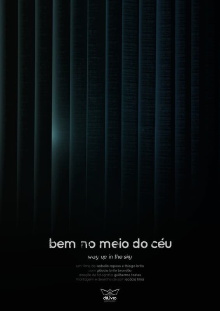Bem no Meio do Céu Trailer