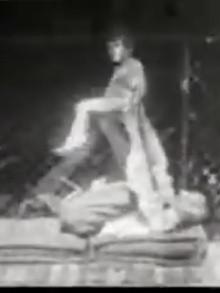 Carl Neubronner mit Tochter Ilse Trailer