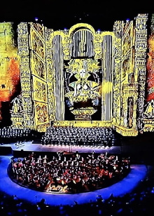 Carmina Burana aux Chorégies d'Orange Trailer