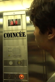 Coincée Trailer