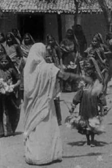 Commissioner Higgins Visits Ahmedabad Girls' School Trailer