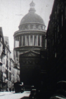 Croissance de  Paris Trailer