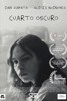 Cuarto oscuro Trailer
