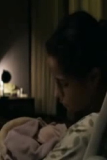 De noche Trailer