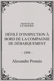 Défilé d’inspection à bord de la compagnie de débarquement Trailer