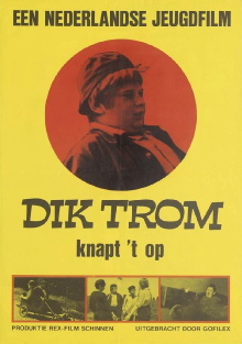 Dik Trom Knapt het Op Trailer