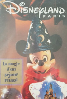 Disneyland Paris : La Magie d'un Séjour Réussi Trailer