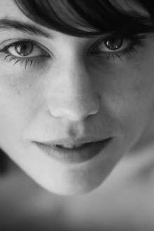 Donne-moi plus Trailer