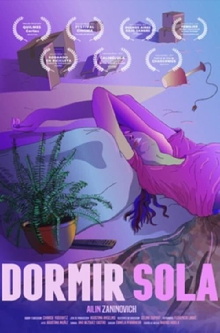 Dormir sola Trailer