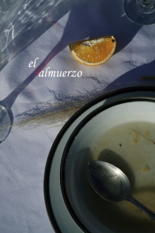 El almuerzo Trailer