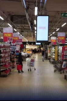 El declive de los supermercados. Un modelo en extinción Trailer