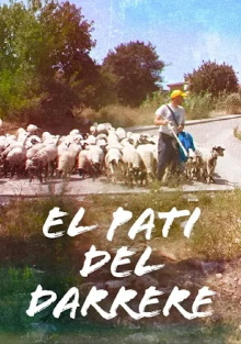 El pati del darrere Trailer