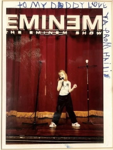 Eminem: Temporary feat Skylar Grey Trailer