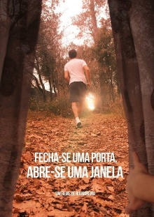 Fecha-se Uma Porta, Abre-se Uma Janela Trailer