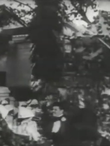 Fête des fleurs, I Trailer