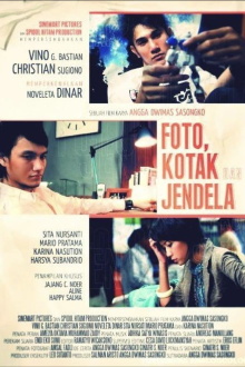 Foto, Kotak, dan Jendela Trailer