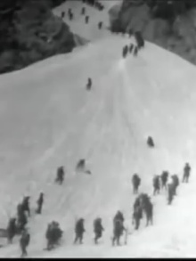 Glissade sur la neige Trailer