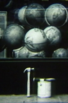 Globes Trailer