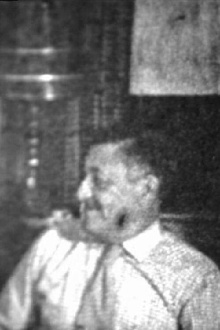 Grandpère's Pear Trailer