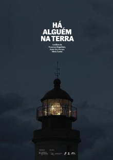 Há Alguém na Terra Trailer