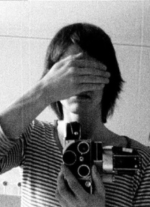 Hand/Shutter Trailer