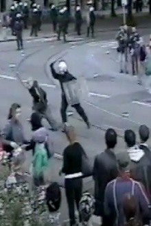 Hotet Mot Demokratin - om Göteborgskravallerna 2001 Trailer