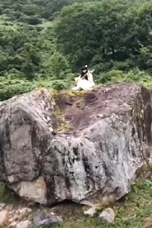 Ichiko Aoba Plays Live on a Rock Trailer