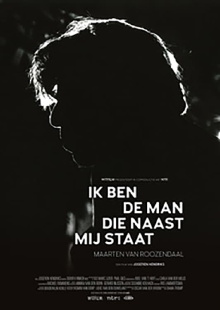 Ik ben de man die naast mij staat Trailer