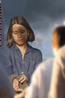 Iza Noticing Something Trailer