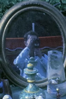 J'ai perdu mon âme dans un miroir de brocante... Trailer