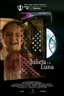 Julieta y la luna Trailer