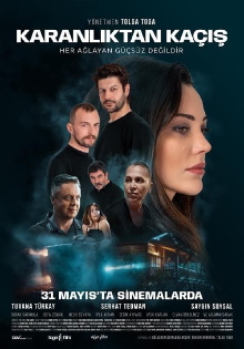 Karanlıktan Kaçış Trailer