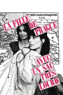 La fille de Prague avec un sac très lourd Trailer