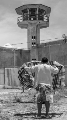 Las historias de mujeres en prisión por delitos de drogas Trailer