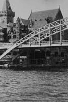 Le vieux Paris: Vue prise en bateau Trailer