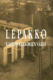 Lepakko – Upstairs Downstairs Trailer